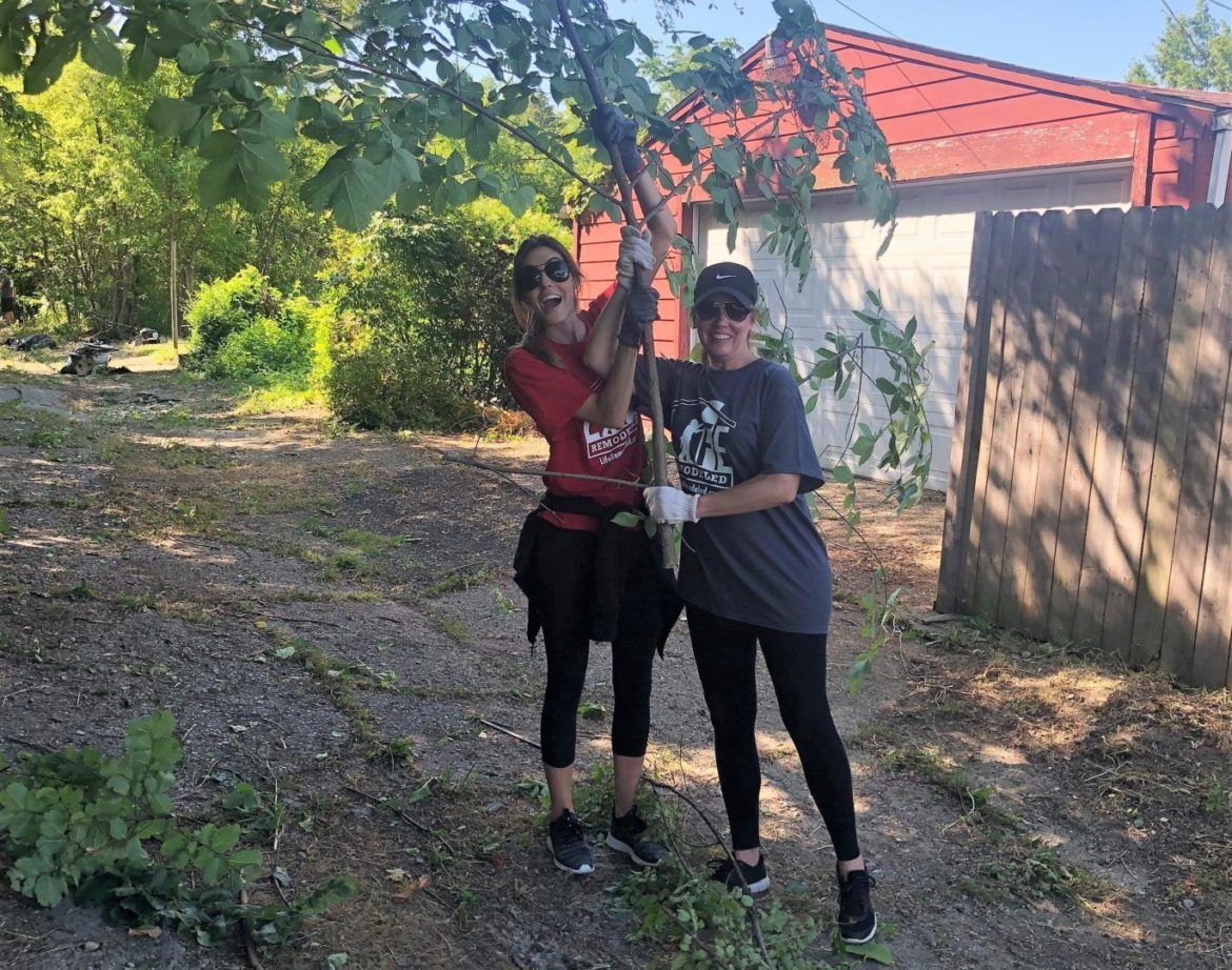 Volunteers at Life Remodeled's Six Day Project 2019